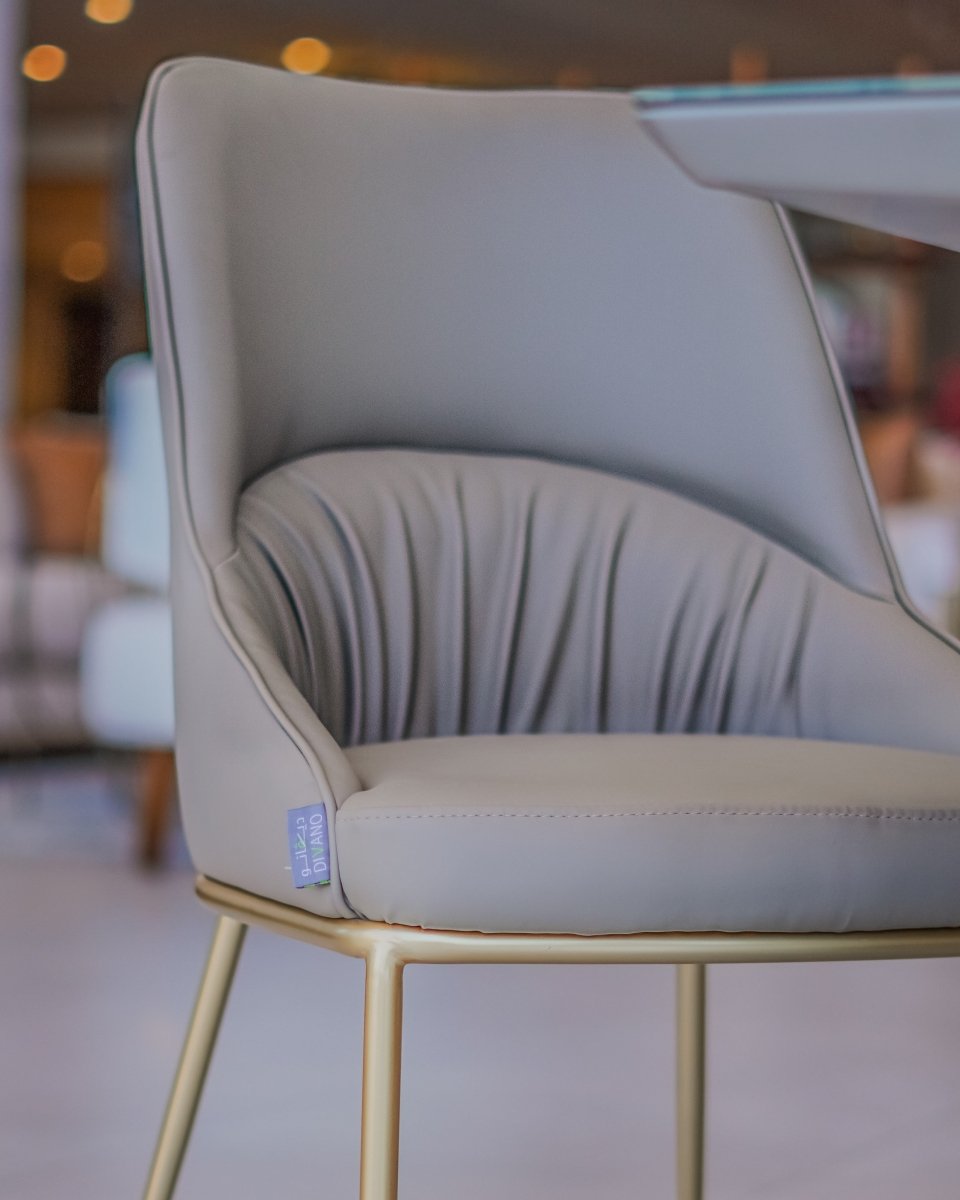 كرسي طعام عصري - جلد صناعي - البني الفاتح - Divano Elite